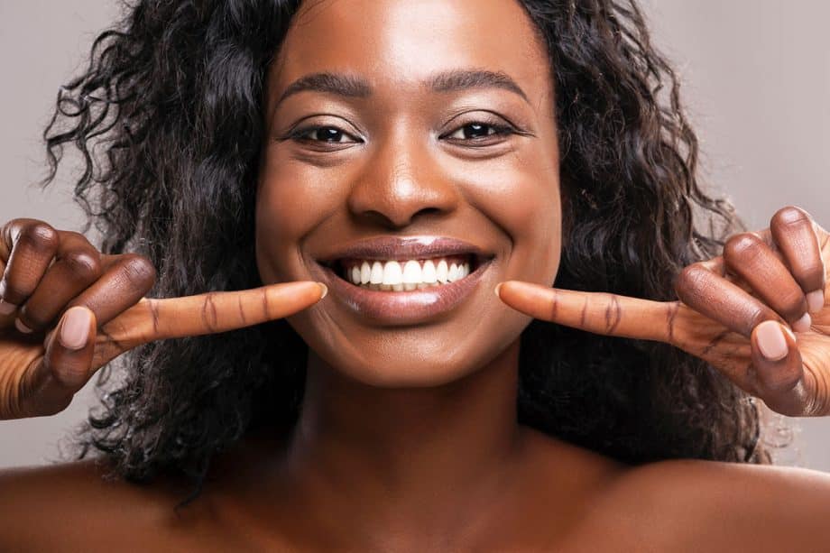 3 Options for Whitening Your Teeth